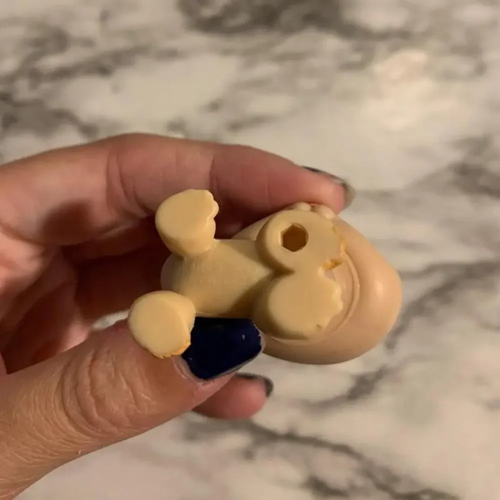 Authentic exclusive littlest pet 1169